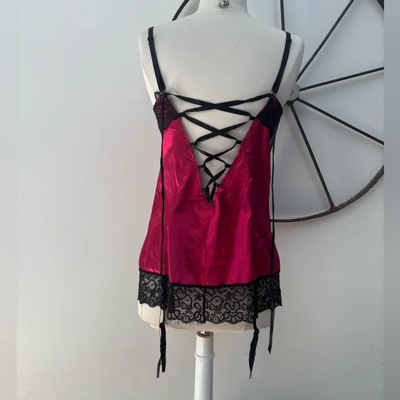 Fredrick’s of Hollywood lingerie red and black camisole garter top M - Picture 2 of 3